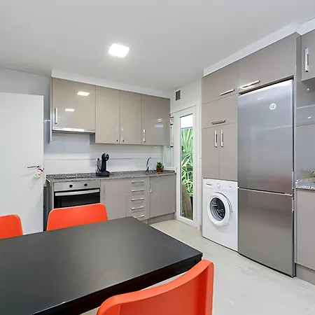 Piso Ria De 아파트 *